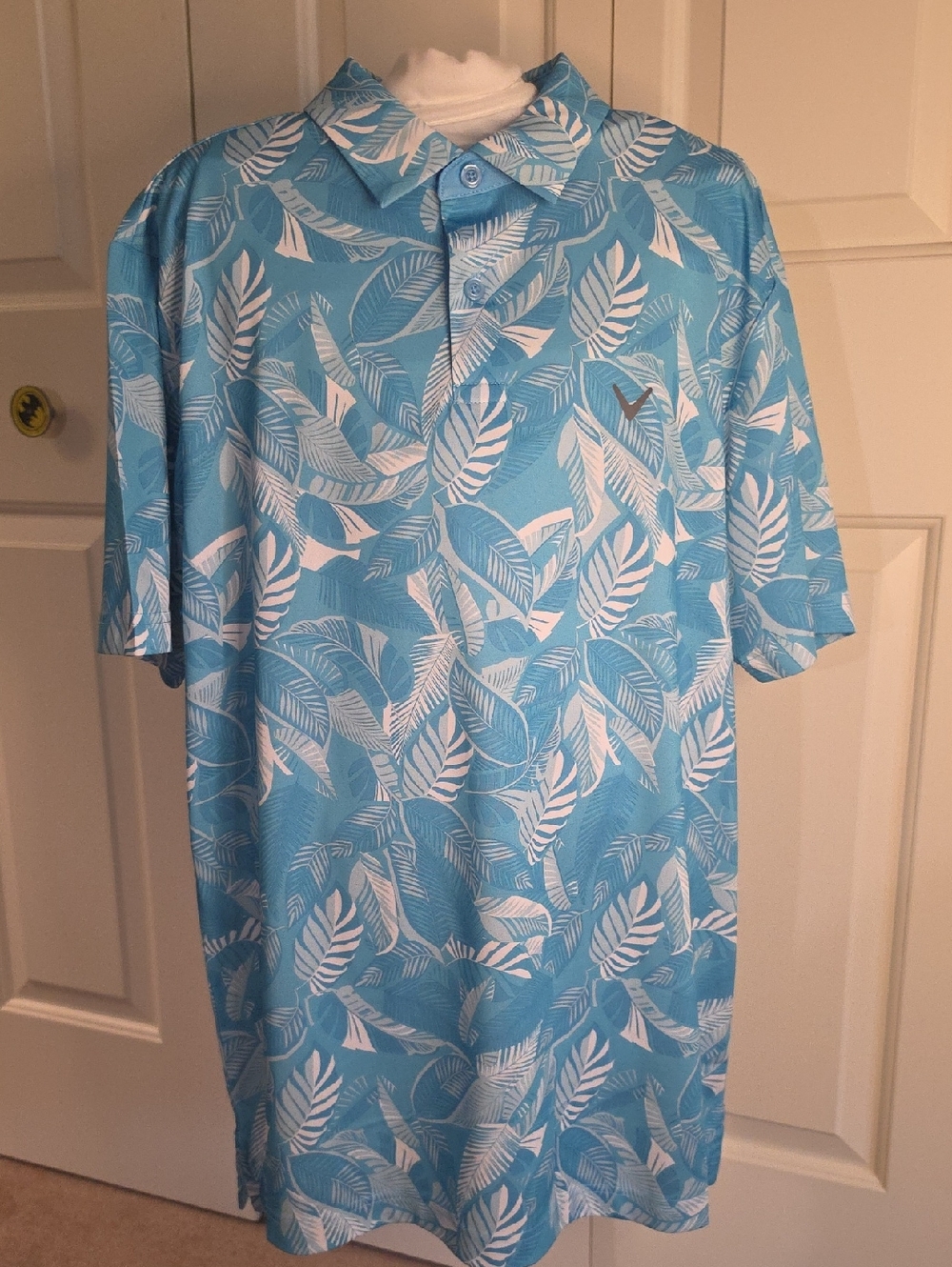 Callaway Aqua and White Leaf-Print Golf Polo